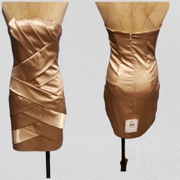 Jessica McClintock Dresses & Skirts - Gold Bondage Look Jessica McClintock Dress Size 2 NWT